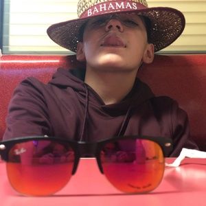 Meet your Posher, Jesse